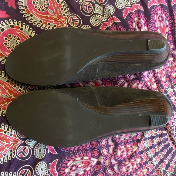 2/$20 Steve Madden Leather Suede Wedge Slip On Heels Cutout Open Toe 11M Shoes - Picture 5 of 11